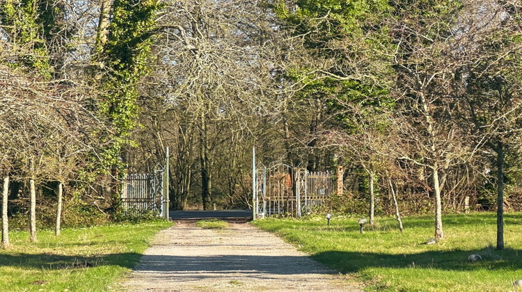 Ma-Cabane - Vente Divers SAINT GATIEN DES BOIS, 568 m²