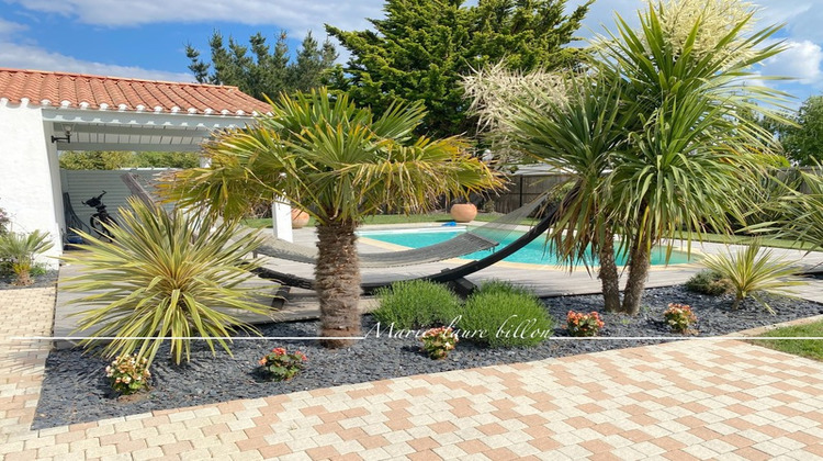 Ma-Cabane - Vente Divers SAINT GILLES CROIX DE VIE, 273 m²