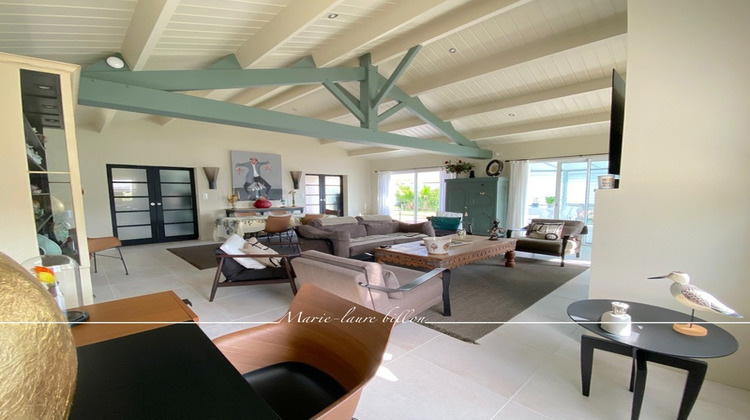 Ma-Cabane - Vente Divers SAINT GILLES CROIX DE VIE, 273 m²