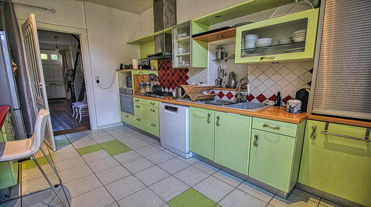 Ma-Cabane - Vente Divers SAINT JEAN D ANGELY, 192 m²