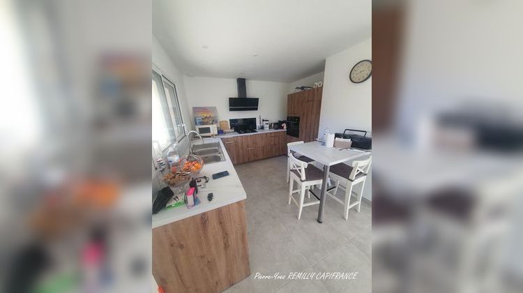 Ma-Cabane - Vente Divers SAINT JEAN DES CHAMPS, 93 m²