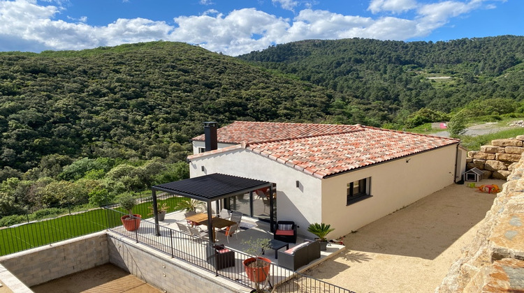 Ma-Cabane - Vente Divers SAINT JEAN DU PIN, 196 m²
