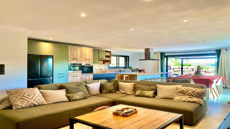 Ma-Cabane - Vente Divers SAINT JEAN DU PIN, 196 m²