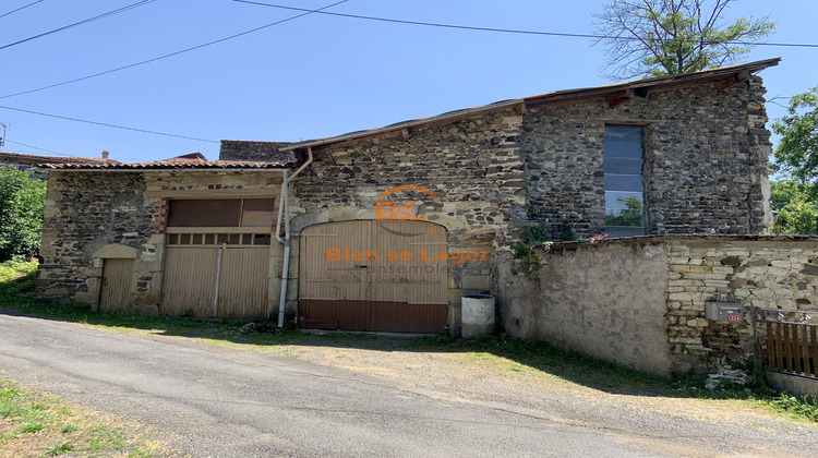 Ma-Cabane - Vente Divers Saint-Julien-de-Coppel, 157 m²