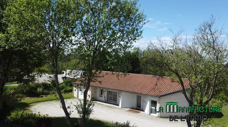 Ma-Cabane - Vente Divers Saint-Just-Malmont, 163 m²