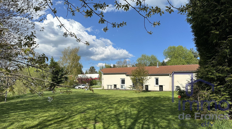 Ma-Cabane - Vente Divers Saint-Just-Malmont, 163 m²