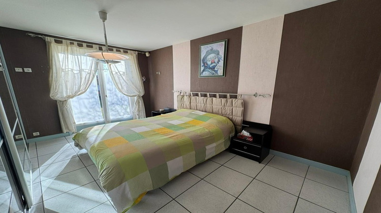 Ma-Cabane - Vente Divers SAINT JUST SAINT RAMBERT, 150 m²