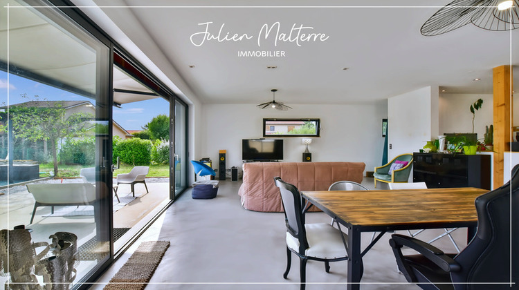 Ma-Cabane - Vente Divers SAINT JUST SAINT RAMBERT, 147 m²