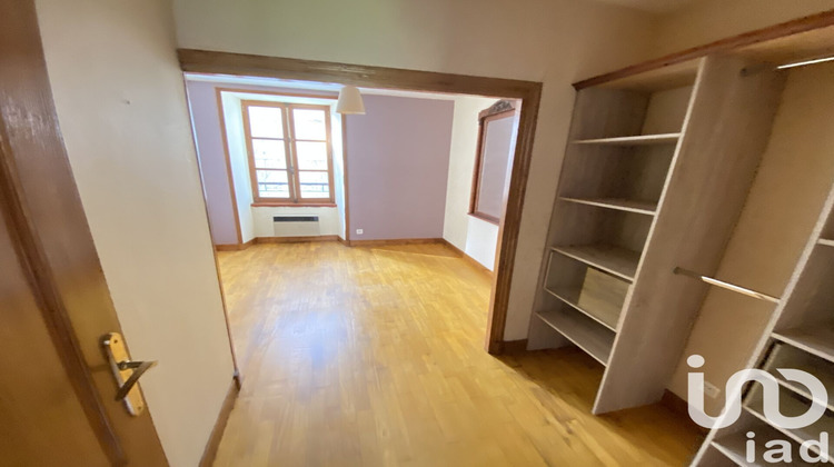 Ma-Cabane - Vente Divers Saint-Laurent-de-Céris, 160 m²