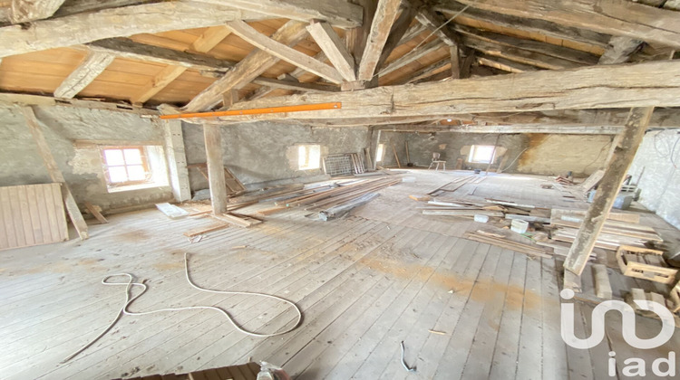 Ma-Cabane - Vente Divers Saint-Laurent-de-Céris, 160 m²