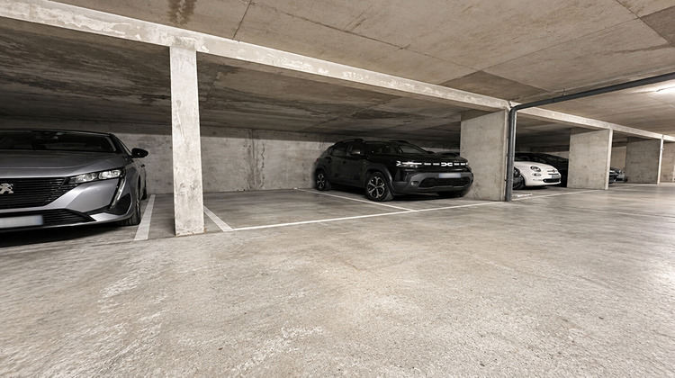 Ma-Cabane - Vente Divers SAINT-LAURENT-DU-VAR, 0 m²