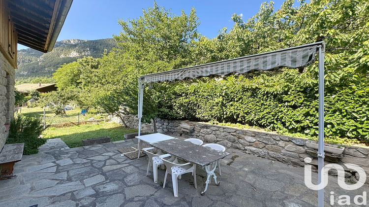 Ma-Cabane - Vente Divers Saint-Martin-Vésubie, 110 m²