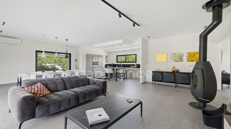 Ma-Cabane - Vente Divers SAINT MATHIEU DE TREVIERS, 155 m²