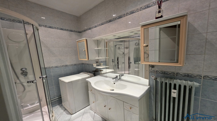 Ma-Cabane - Vente Divers Saint-Maur-des-Fossés, 48 m²