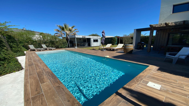 Ma-Cabane - Vente Divers SAINT MEDARD EN JALLES, 228 m²