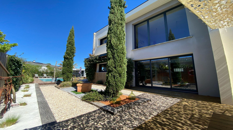 Ma-Cabane - Vente Divers SAINT MEDARD EN JALLES, 228 m²