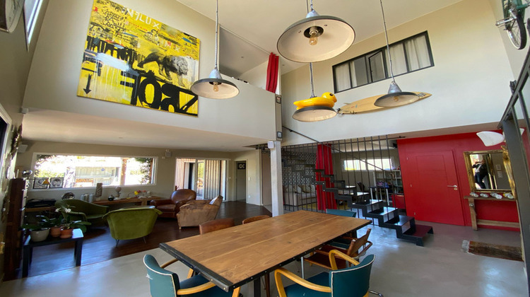 Ma-Cabane - Vente Divers SAINT MEDARD EN JALLES, 228 m²