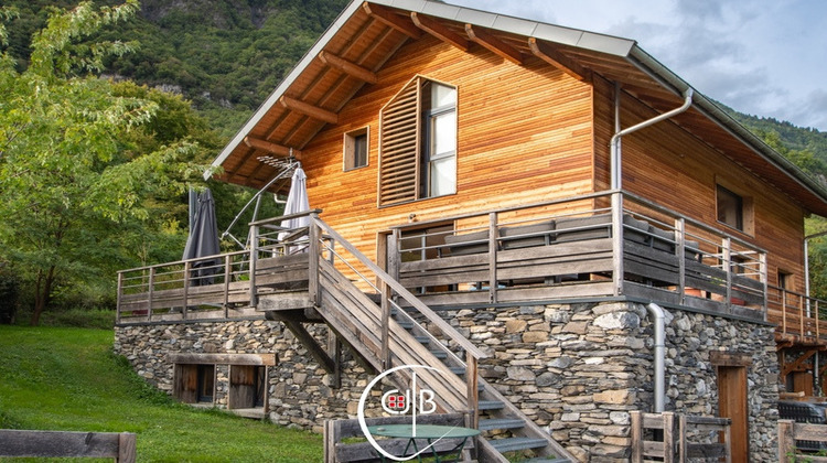 Ma-Cabane - Vente Divers SAINT PIERRE D ALBIGNY, 188 m²