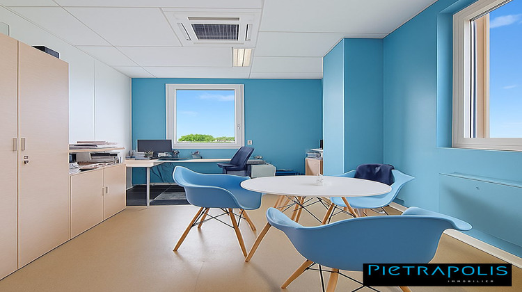 Ma-Cabane - Vente Divers Saint-Priest, 307 m²