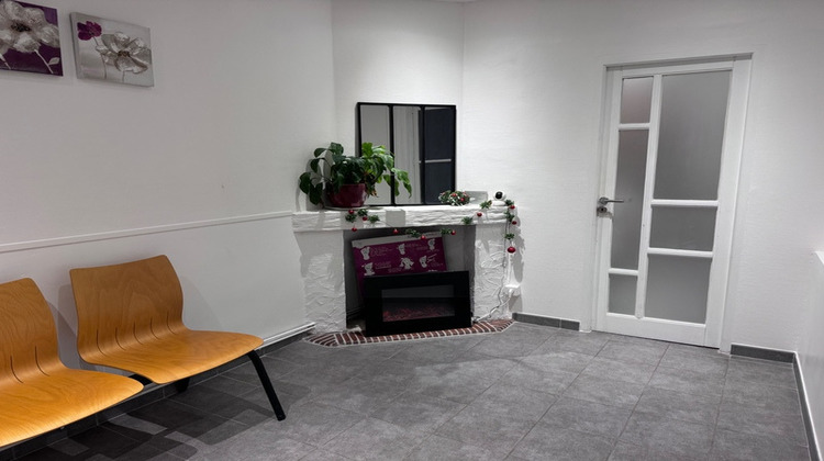 Ma-Cabane - Vente Divers SAINT QUENTIN, 79 m²