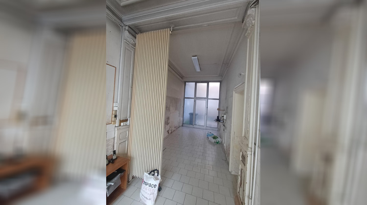 Ma-Cabane - Vente Divers Saint-Quentin, 215 m²