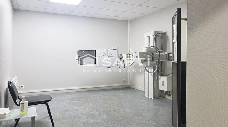Ma-Cabane - Vente Divers Saint-Quentin, 260 m²