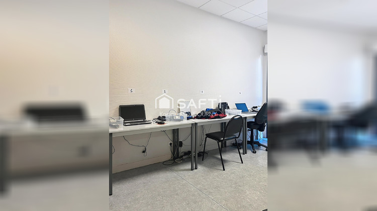 Ma-Cabane - Vente Divers Saint-Quentin, 260 m²