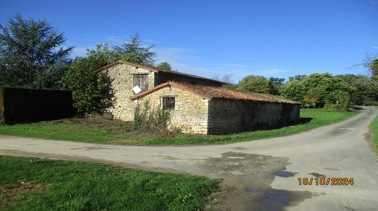 Ma-Cabane - Vente Divers Savigné, 80 m²