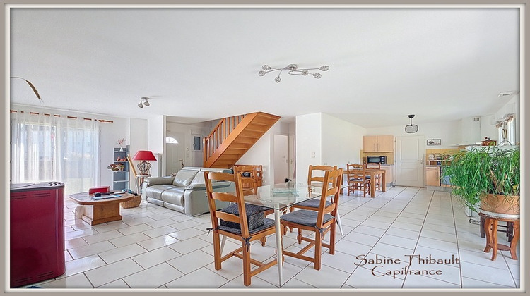 Ma-Cabane - Vente Divers SAVIGNE SUR LATHAN, 106 m²