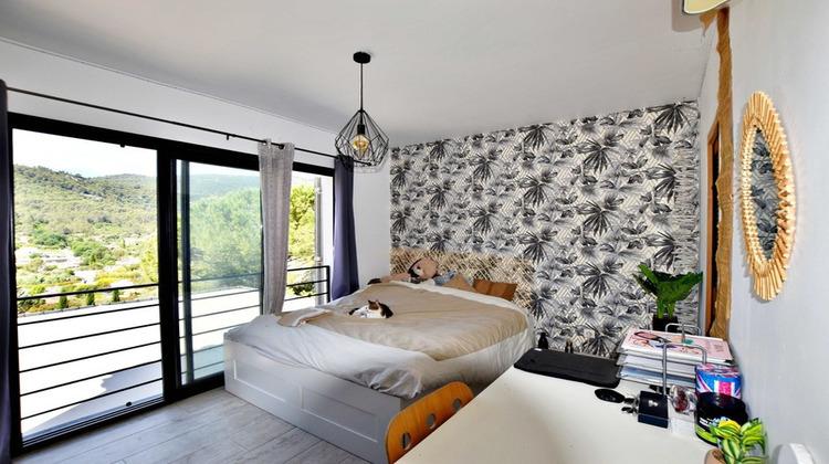 Ma-Cabane - Vente Divers SOLLIES TOUCAS, 150 m²