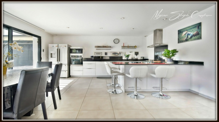 Ma-Cabane - Vente Divers SOUSTONS, 123 m²