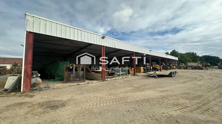 Ma-Cabane - Vente Divers Sully-sur-Loire, 1120 m²
