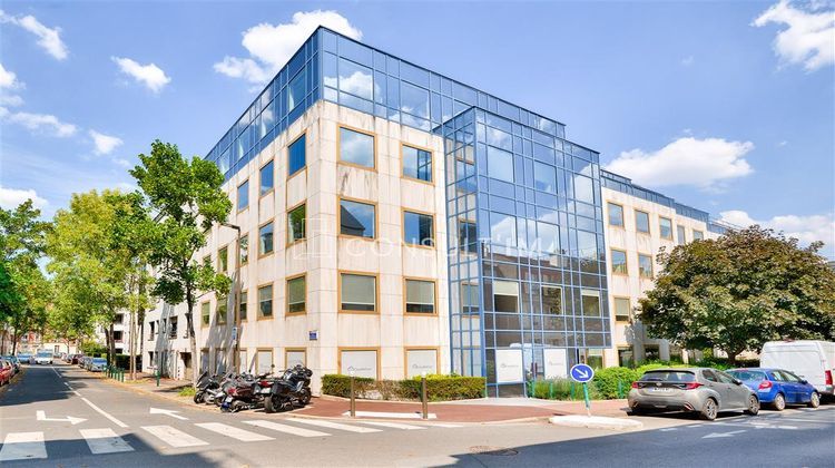 Ma-Cabane - Vente Divers SURESNES, 374 m²