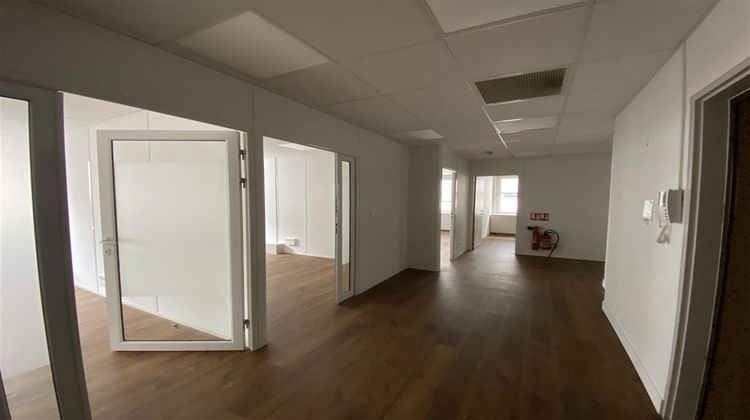 Ma-Cabane - Vente Divers SURESNES, 109 m²