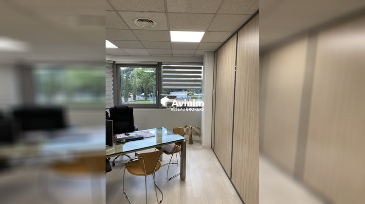 Ma-Cabane - Vente Divers Tassin-la-Demi-Lune, 218 m²
