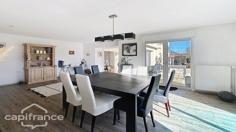 Ma-Cabane - Vente Divers THOUARS, 176 m²