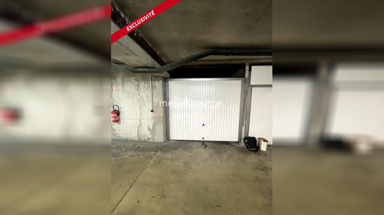 Ma-Cabane - Vente Divers TOULON, 14 m²