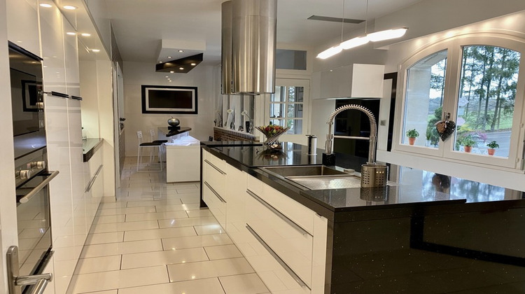 Ma-Cabane - Vente Divers TROISSEREUX, 296 m²