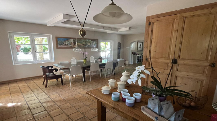 Ma-Cabane - Vente Divers UZES, 200 m²