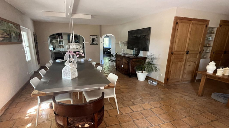 Ma-Cabane - Vente Divers UZES, 200 m²