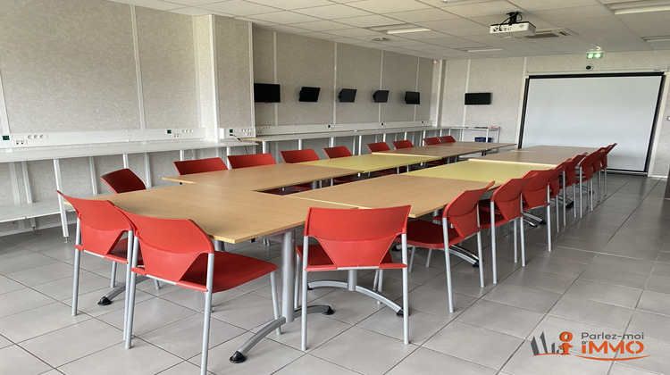 Ma-Cabane - Vente Divers Vaulx-Milieu, 300 m²