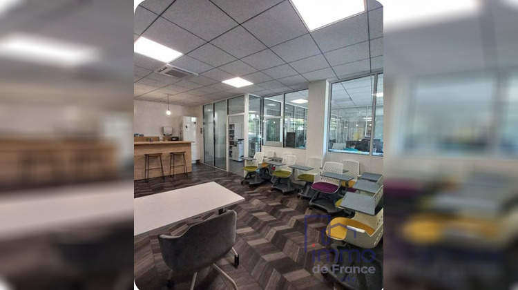 Ma-Cabane - Vente Divers Veauche, 209 m²