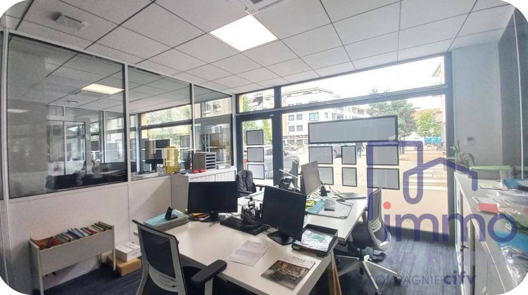 Ma-Cabane - Vente Divers Veauche, 209 m²