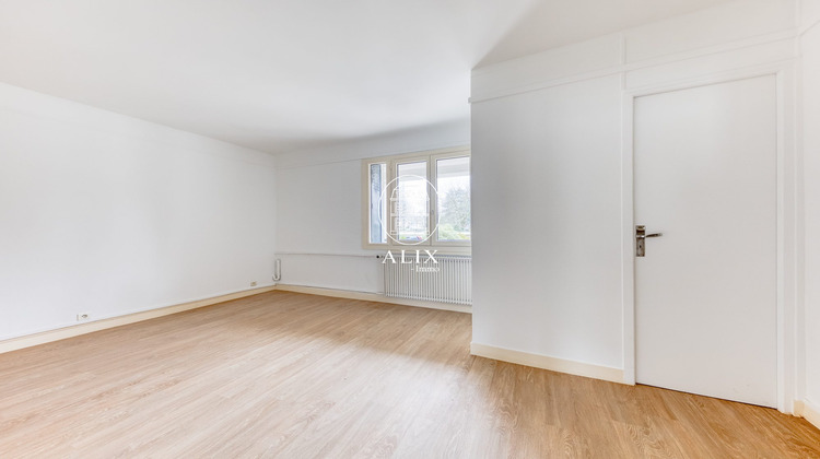 Ma-Cabane - Vente Divers Vélizy-Villacoublay, 155 m²