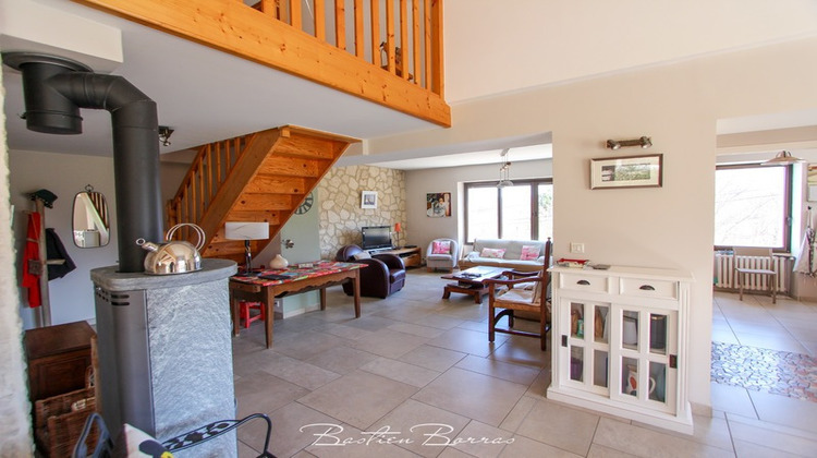 Ma-Cabane - Vente Divers VERNOUX EN VIVARAIS, 161 m²