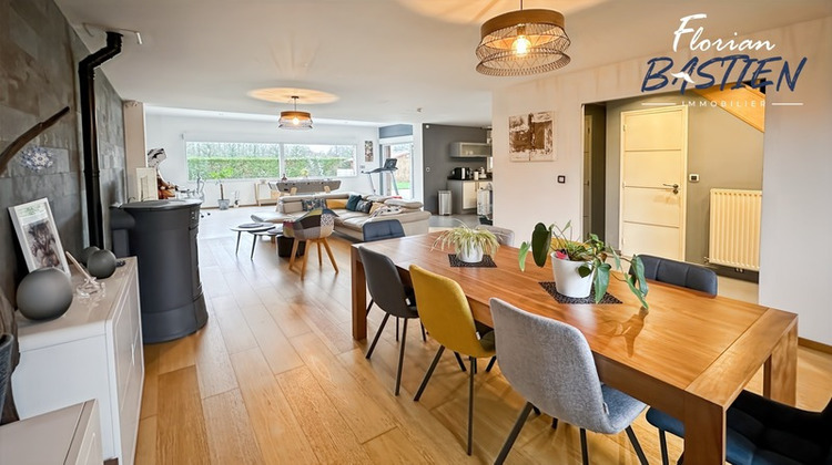 Ma-Cabane - Vente Divers VICQ, 180 m²