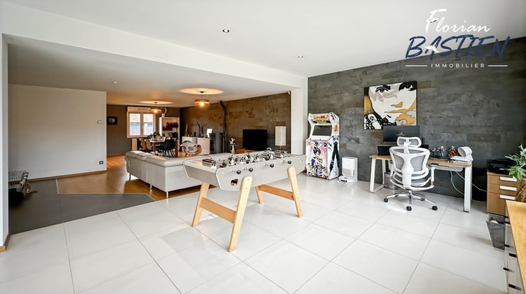 Ma-Cabane - Vente Divers VICQ, 180 m²