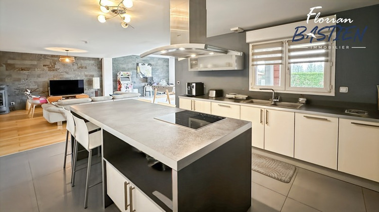 Ma-Cabane - Vente Divers VICQ, 180 m²