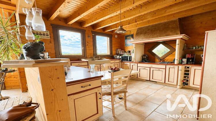 Ma-Cabane - Vente Divers Viels-Maisons, 190 m²