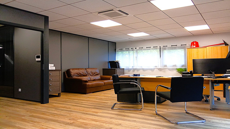 Ma-Cabane - Vente Divers Villenave-d'Ornon, 388 m²